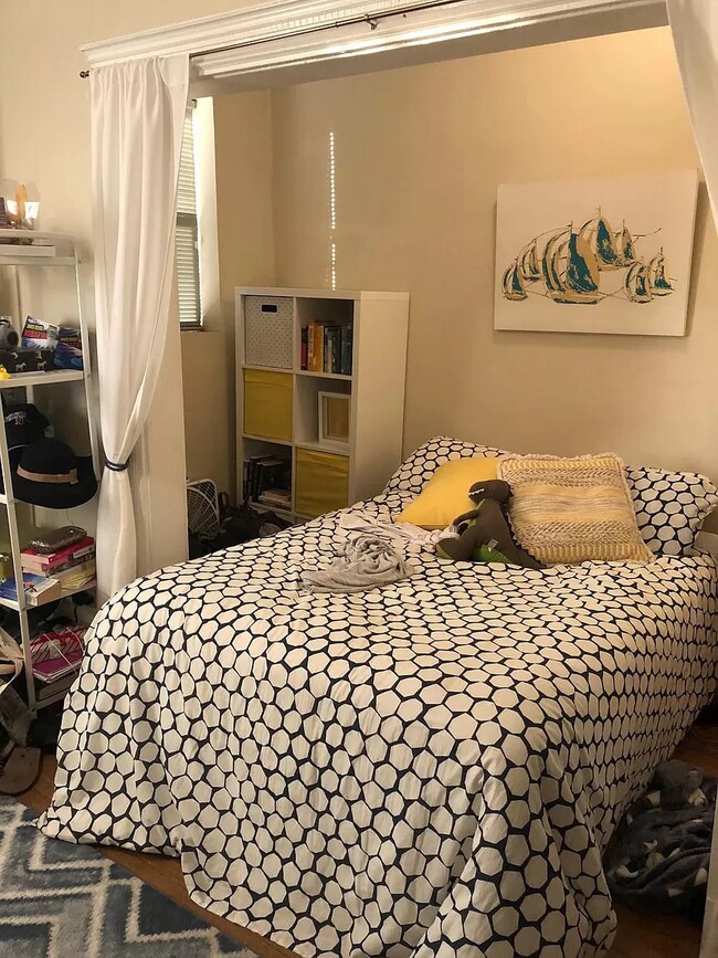 45 Hemenway St Unit 2, Boston, MA 02115