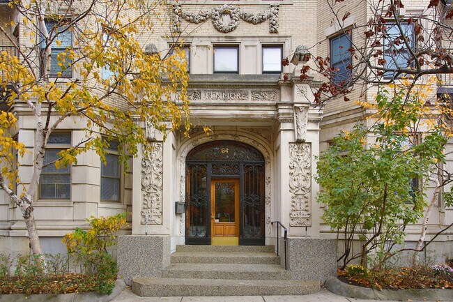 64 Charlesgate E, Boston, MA 02215 - photo 2