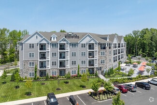 100 Sobel Dr E, Old Bridge, NJ 08857