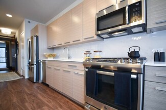 732 W Madison St, Chicago, IL 60661