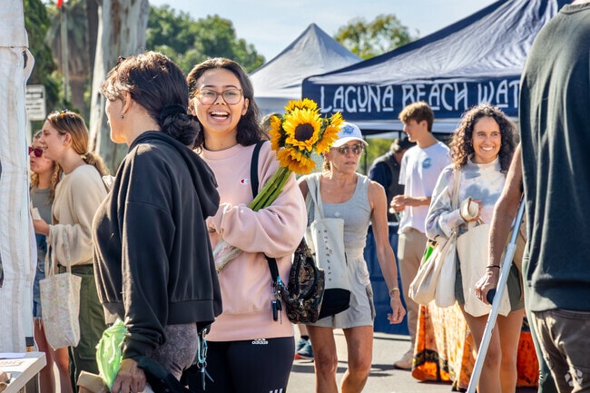Residents of Mystic Hills also enjoy easy access to the famous Laguna Beach Farmers Market, held every Saturday, where they can browse a variety of fresh produce, artisanal goods, and local specialties in a vibrant, community-focused atmosphere.