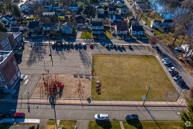 Little Falls School No. 3 has a large recreation area for students.