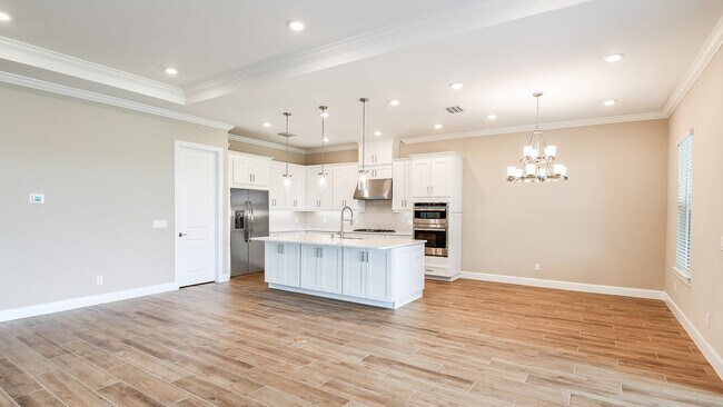 11621 Venetian Lagoon Dr unit 36664328, Fort Myers, FL 33913 - photo 6