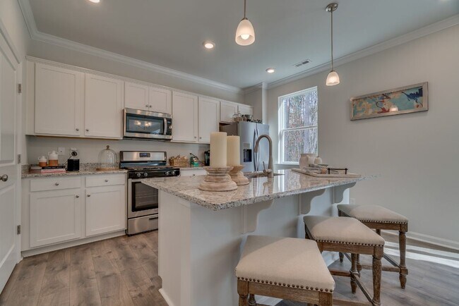 82 Knobby Hook unit 36210182, Hanover, PA 17331 - photo 5