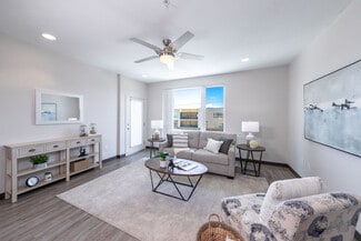 1751 Bellamah Ave NW, Albuquerque, NM 87104