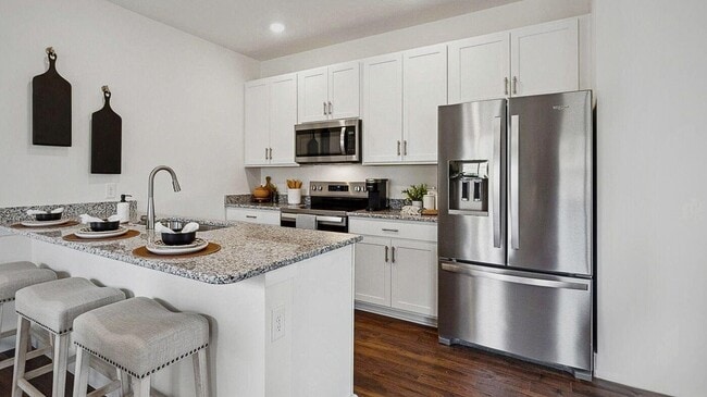 2535 Legg Ln, Knoxville, TN 37924 - photo 2