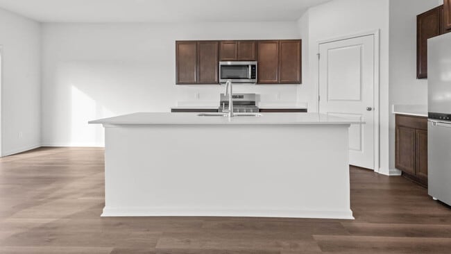 6565 Walnut Ct, Wonder Lake, IL 60097 - photo 3