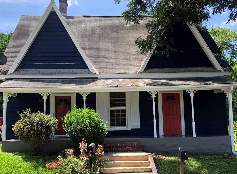 216 N Gilmer St unit 216 Gilmer B, Cartersville, GA 30120 - photo 1