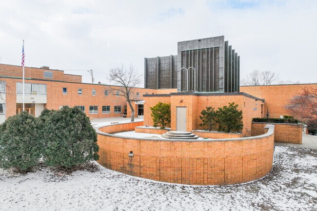 Founded in 1856 as Mount Zion Hebrew Association, it was the first Jewish congregation in MN.