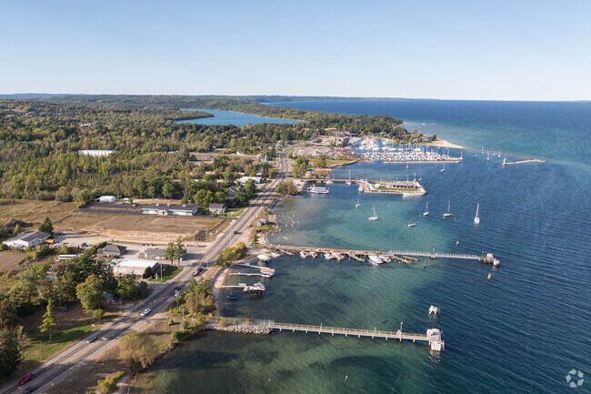 Life in Greilickville is built around the Grand Traverse Bay and the nearby forest.