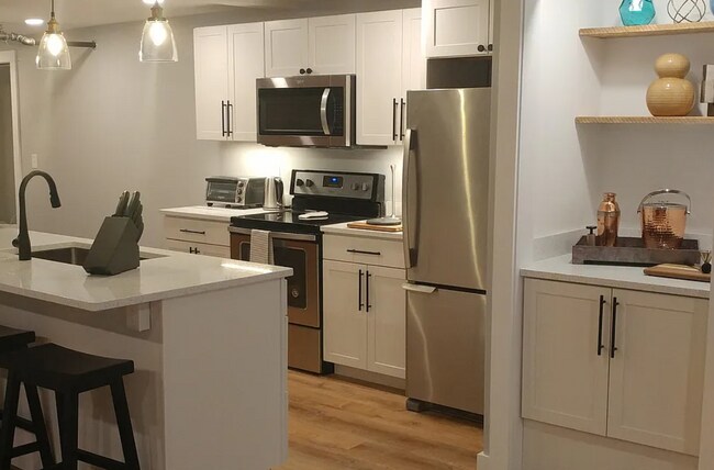 438 Fore St unit 3A, Portland, ME 04101 - photo 3