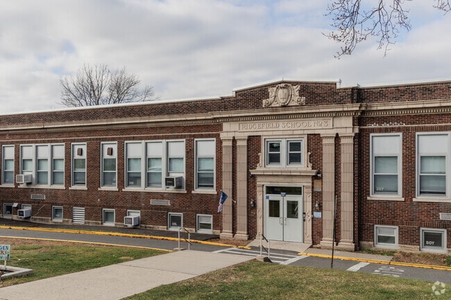 78% of students at Bergen Blvd School in Ridgefield, NJ are minority.