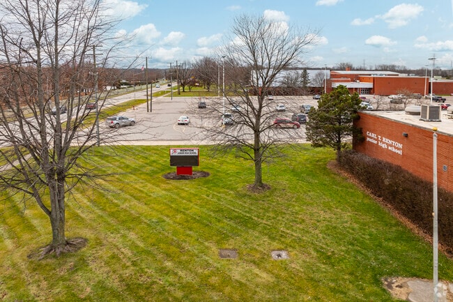 Carl T. Renton Junior High in New Boston has an overall B rating on Niche.