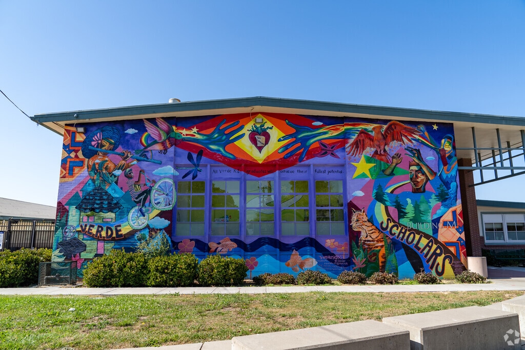 Mural at Verde Elementary School in North Richmond, Richmond CA