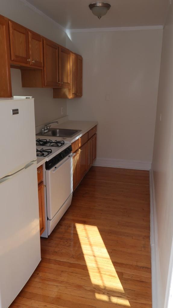 1712 W Albion Ave unit 1716-2D, Chicago, IL 60626 - photo 5