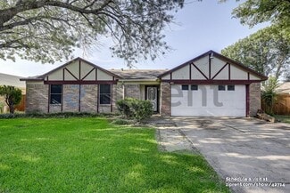 400 Royal Field Dr, Arlington, TX 76011