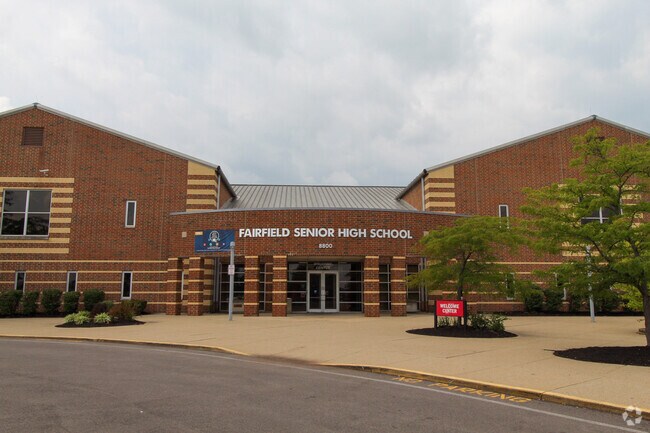 Fairfield Senior High School has 2,141 students.