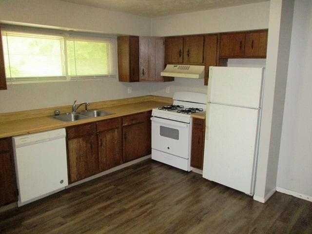 1008 Charlotte Dr, Normal, IL 61761 - photo 2