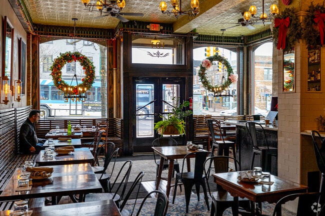 C. King & Co Cafe's vintage aesthetic stepped out of the 1800s and into Historic South Side.