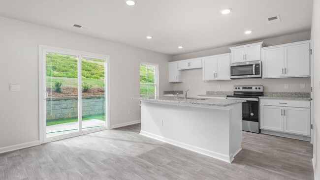 105 Greenbrier Way unit 38607975, Stoneville, NC 27048 - photo 5