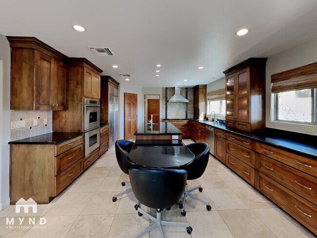 5727 N Pso Ventoso, Tucson, AZ 85750 - photo 6