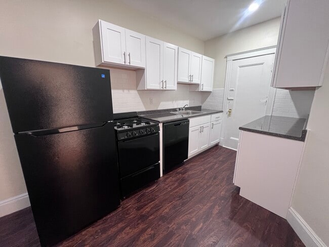 200 Kelton St unit 8-7, Allston, MA 02134 - photo 2