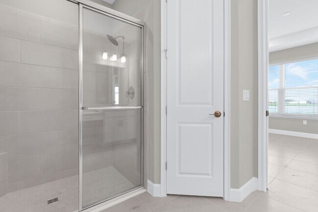 7782 Waining Moon Way, Sarasota, FL 34241 - photo 4