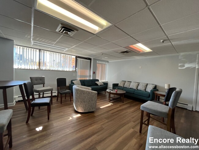 385 Massachusetts Ave unit 79, Arlington, MA 02474 - photo 7