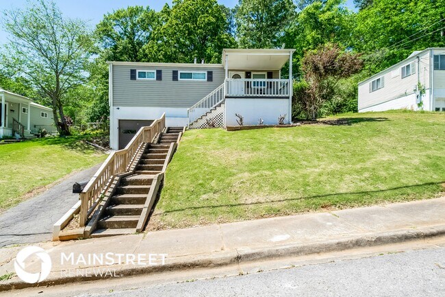 209 Pine St, Bessemer, AL 35023 - photo 4