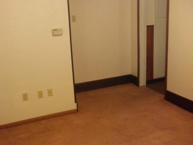 61 Irene St unit Rear, Buffalo, NY 14207 - photo 4