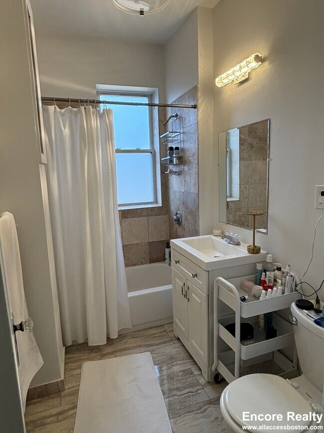83 Linden St unit 24, Allston, MA 02134 - photo 3