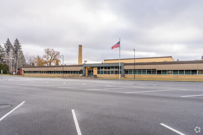 Pasadena Park Elementary is located near the Spokane River.