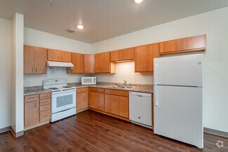 7945 Tree Ln, Madison, WI 53717