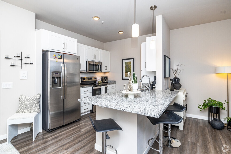 Elm Grove Heights (Luxury Senior Living), Elm Grove, WI 53122 - photo 1