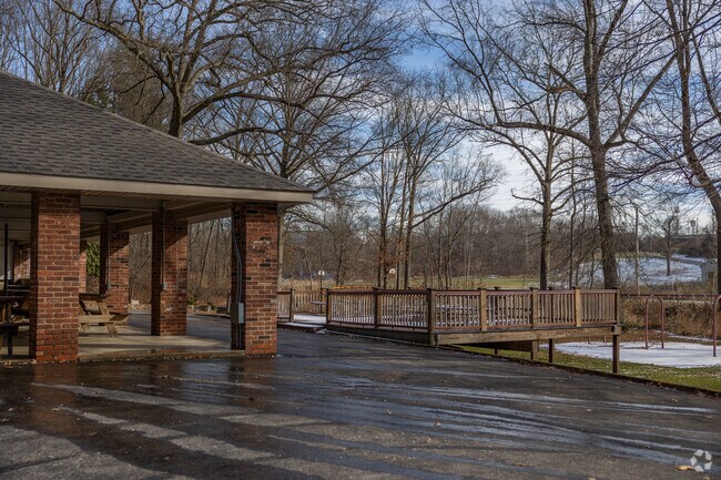 Churchill Park has several amenities for families to do while visiting.