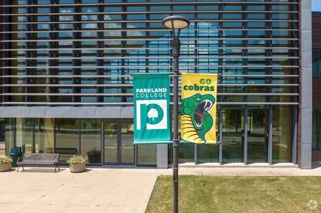 Parkland College located near the Parkland Ridge area is a great school