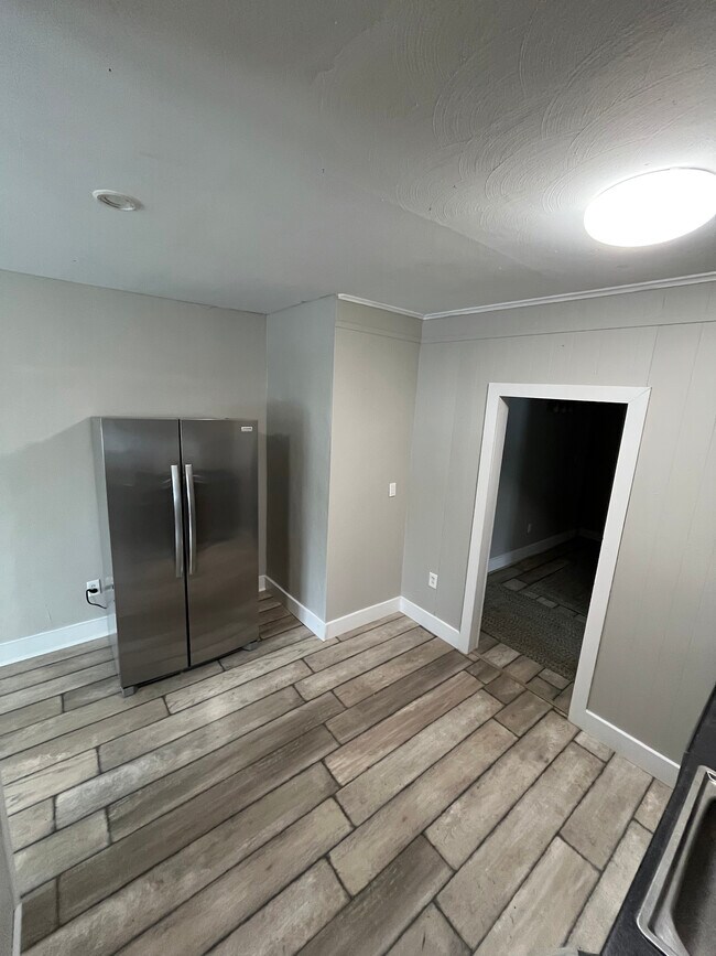 106 N Main St, Minoa, NY 13116 - photo 7