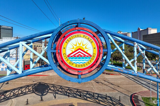 Festival Plaza hosts a myriad of lively events in the heart of Downtown Riverfront.