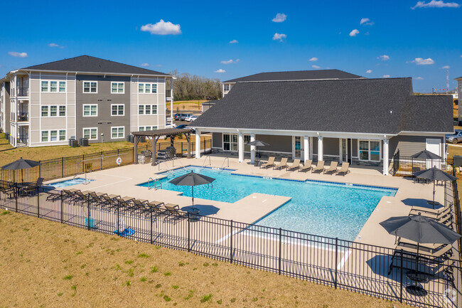 Resort Style Pool