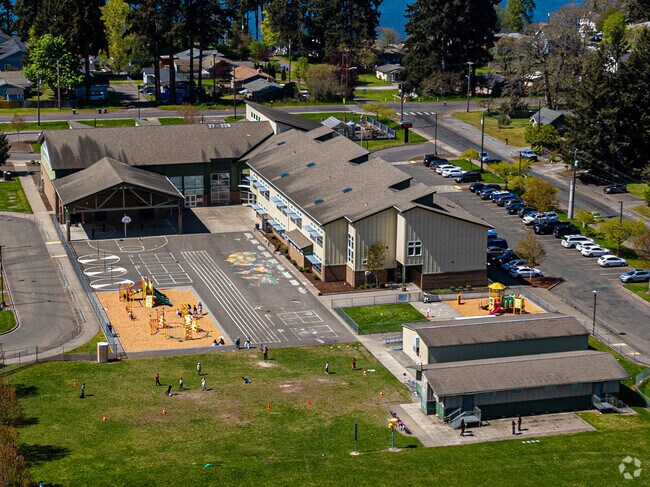 Spanaway Elementary School in Spanaway.