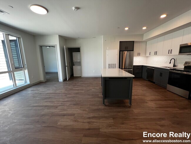 80 Rugg Rd unit 2BR, Allston, MA 02134 - photo 4