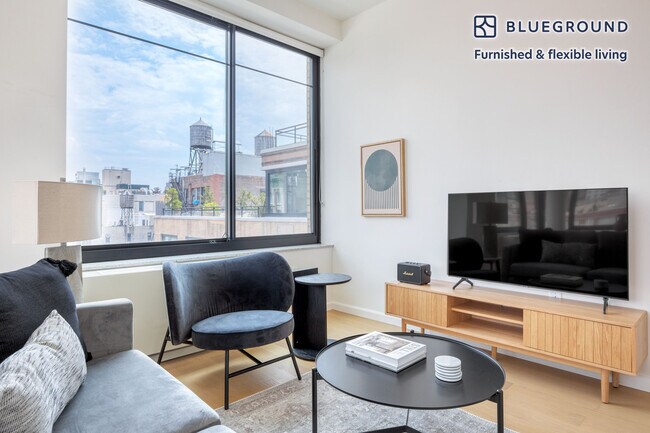180 W 20th St unit FL17-ID1202, New York, NY 10011 - photo 2