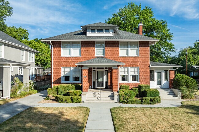 The Classic American Foursquare is a Raleigh Court home staple.