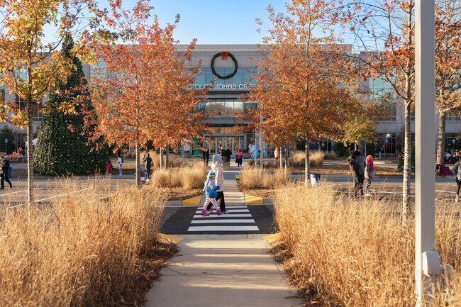 John's Creek City Hall is the site of events year-round, such as Holly Jolly Block Party.