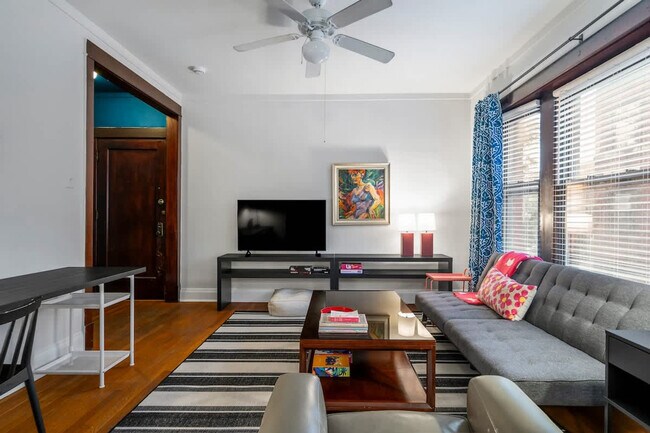 3759 N Wayne Ave unit ID1360071P, Chicago, IL 60613 - photo 3