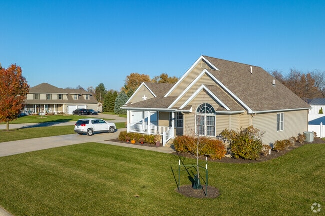 Newly constructed homes with huge yards and 2 car garages are to be had in Carpenter.