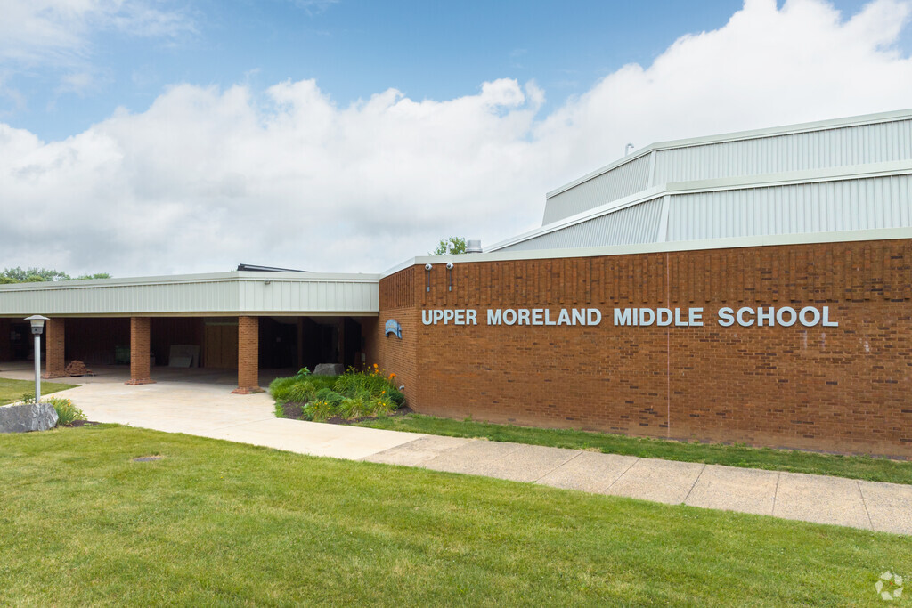 Upper Moreland Middle School is located at 4000 Orangemans Rd, Hatboro, PA 19040.