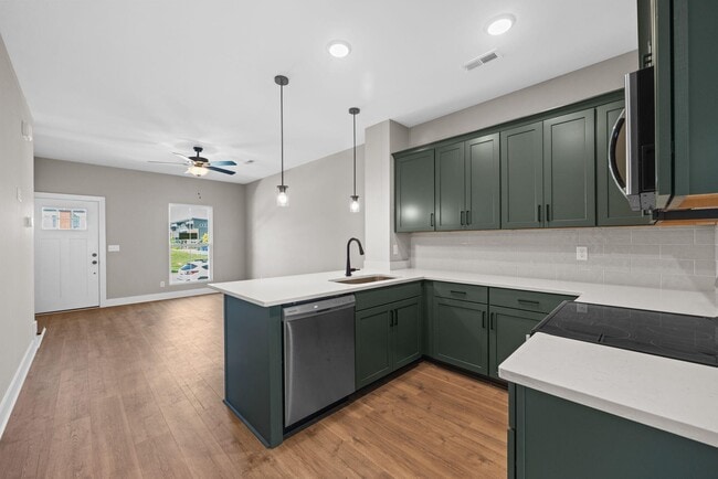 2413 E 17th St, Chattanooga, TN 37404 - photo 4