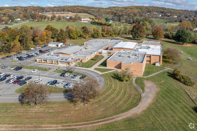 Round Valley School serves third through fifth grade and earns a B-plus rating from Niche.