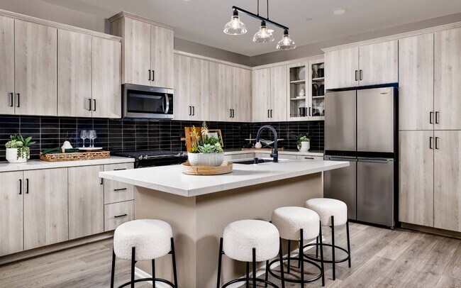 4090 S Sunflower Paseo unit 36578913, Ontario, CA 91761 - photo 6